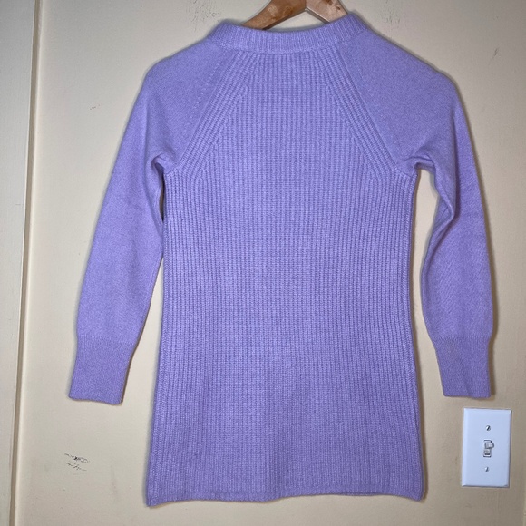 Cashmere Lavender Ribbed Knit Women's Top - Picture 1 of 10